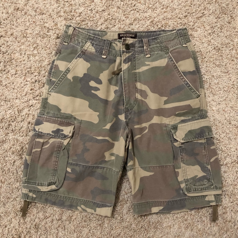 Abercrombie camo shorts